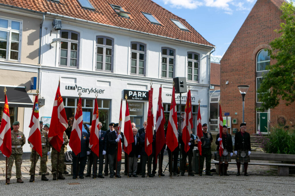 Flagdag med rørende veterantale