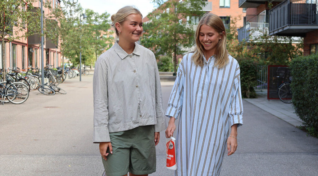 Gi’ et smil og lidt mønter når scleroseforeningen samler penge ind