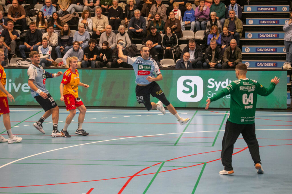 De Lyseblå sled sig til et enkelt point