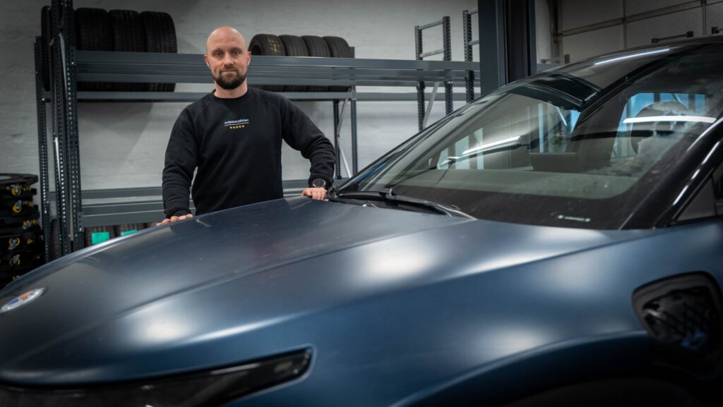 Der er tryk på i den nyåbnede Autospecialisten