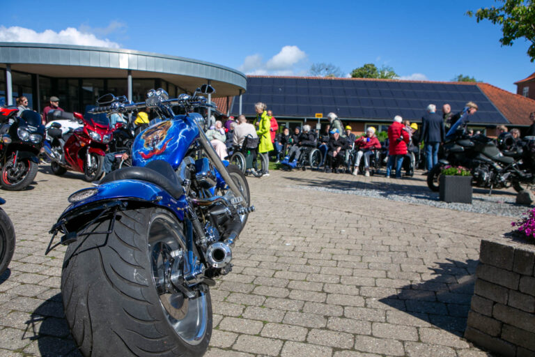 Motorcykeltræf på plejecentret