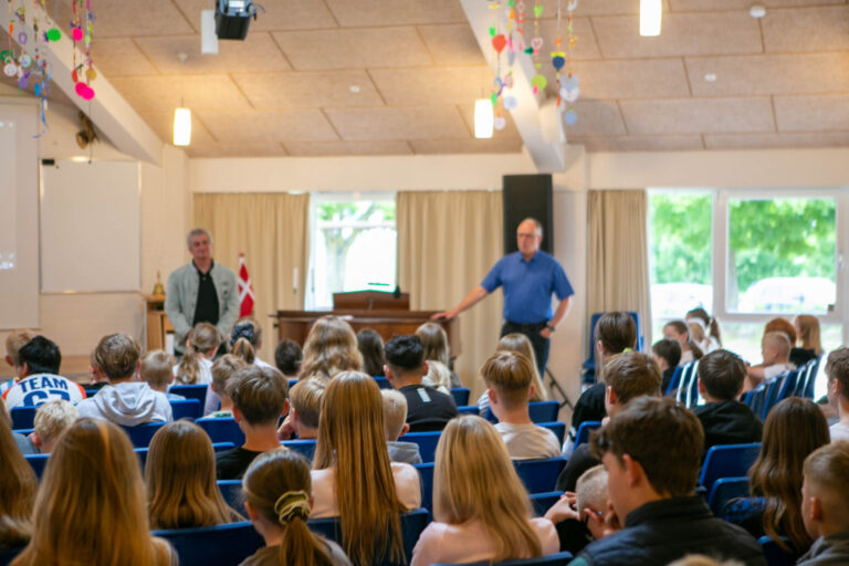 Kunstnerbesøg på friskolen