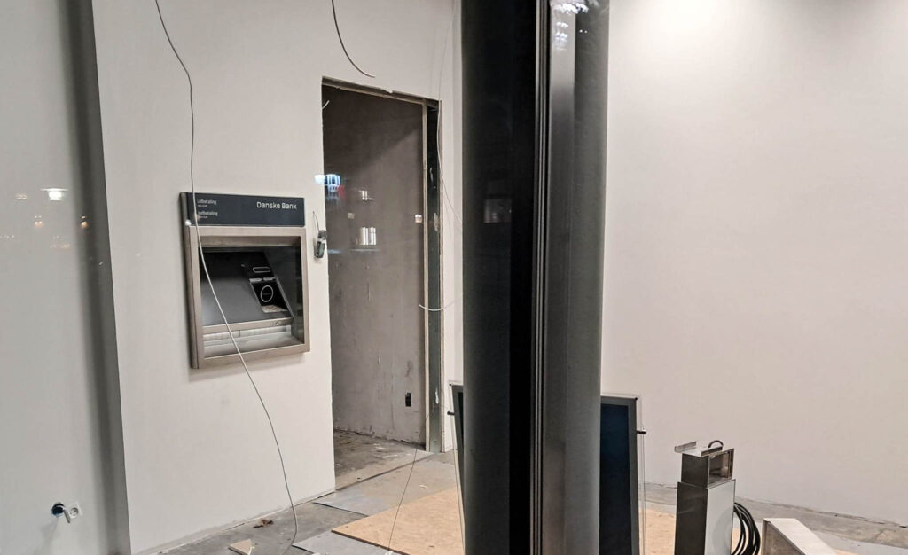 Snart kan Danske Bank-kunder hæve penge på Perlegade